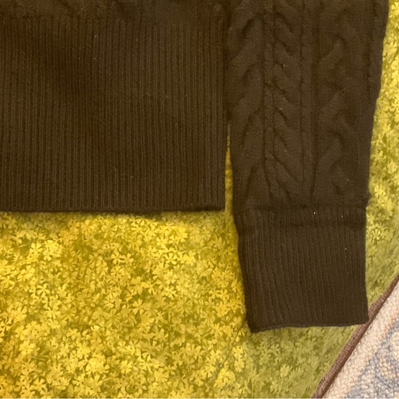 Vineyard Vines 100% Cashmere sweater, dark black, size XS - Picture 14 of 14